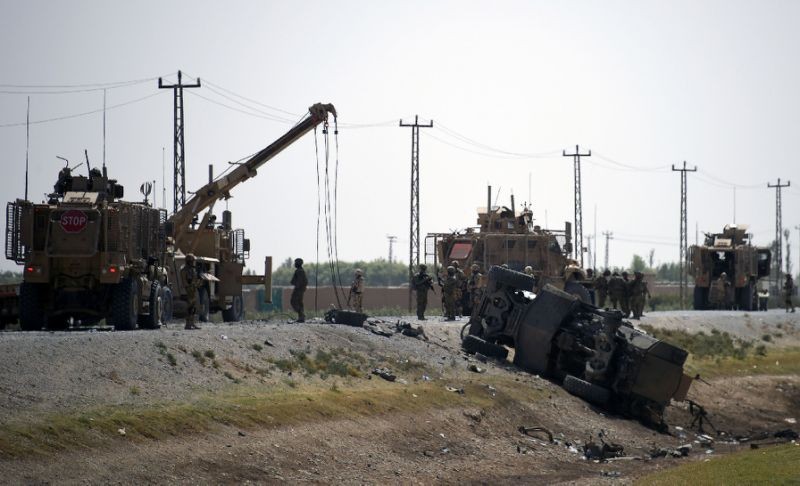 Bomber attacks foreign military convoy in Afghan: officials