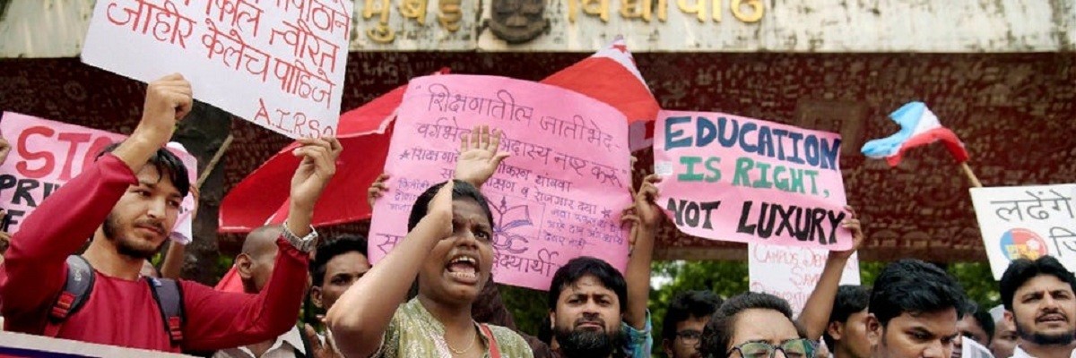 BHU Students Detained En Route PM’s Residence, Released