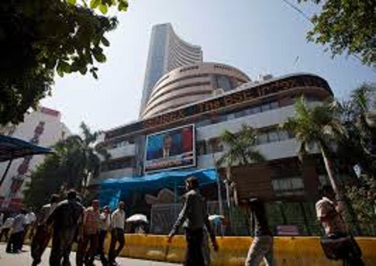 Nifty hits fresh high of 10,178.95, Sensex up 100 points