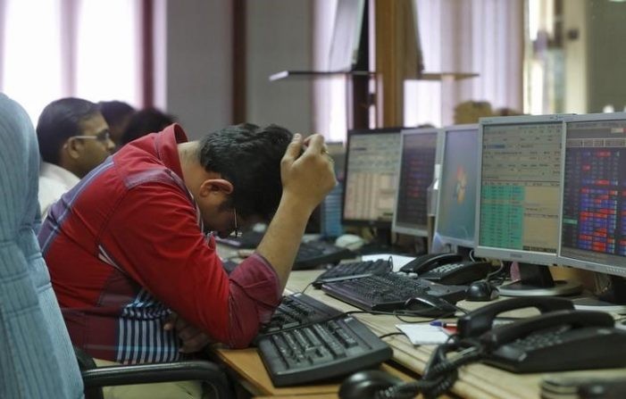 Sensex tanks 448 pts on global sell-off, falling rupee