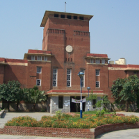 Delhi University Directed To Admit Additional 301 Students For LLB Course By HC