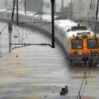 Thundershowers lash Mumbai, likely to continue till Sunday
