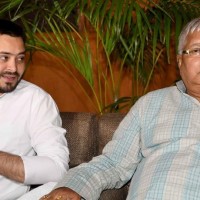 Lalu, Tajaswhi gets summons from CBI to appear again on September 25, 26