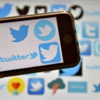 Twitter aims to boost appeal with new 280-character tweet limit