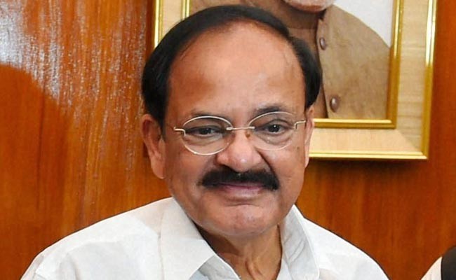 Dynasty in democracy is ”nasty”: Naidu