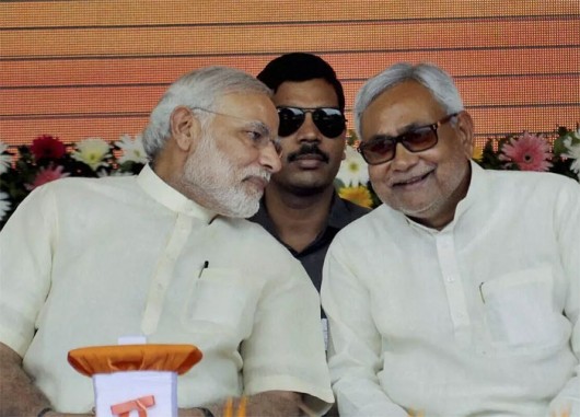 Prime Minister shares stage with Nitish Kumar