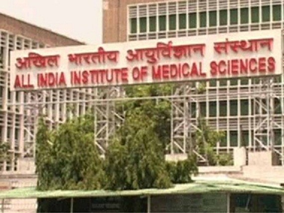 Protest By AIIMS Resident Doctors Enters 3rd Day