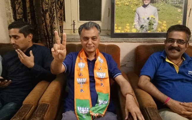 Anil Sharma Set To Join BJP Ahead Of HP Assembly Polls Anil Sharma Set To Join BJP Ahead Of HP Assembly Polls