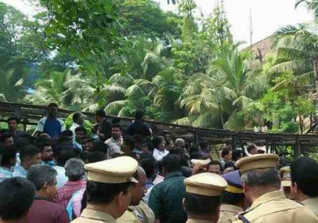 One Dead, At Least 50 Injured In Kollam’s Chavara Over Bridge Collappse One Dead, At Least 50 Injured In Kollam’s Chavara Over Bridge Collappse