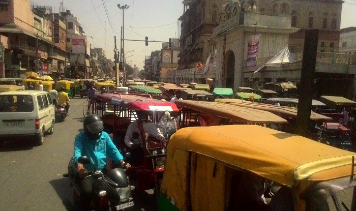 Lack Of Toilets At Chandi Chowk Market, Women Face Problems Lack Of Toilets At Chandi Chowk Market, Women Face Problems