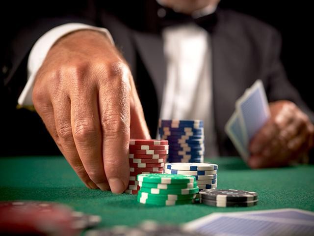 36 Gamblers Arrested From A Star Hotel In Hyderabad On Diwali Night