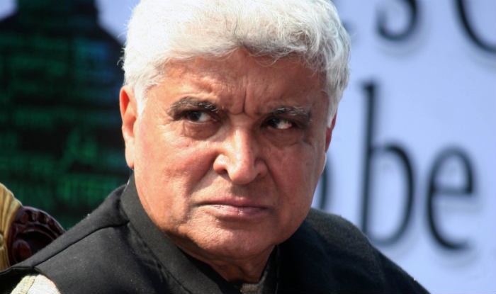 Javed Akhtar receives Hridaynath Mangeshkar Award Javed Akhtar receives Hridaynath Mangeshkar Award