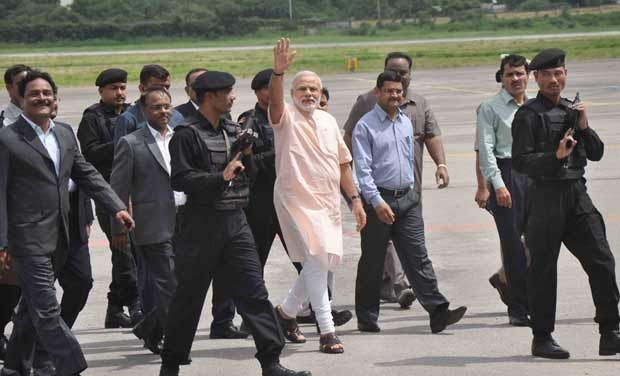 Govt Hikes ‘Dress’ Allowance For Diplomats, SPG Officers Govt Hikes ‘Dress’ Allowance For Diplomats, SPG Officers