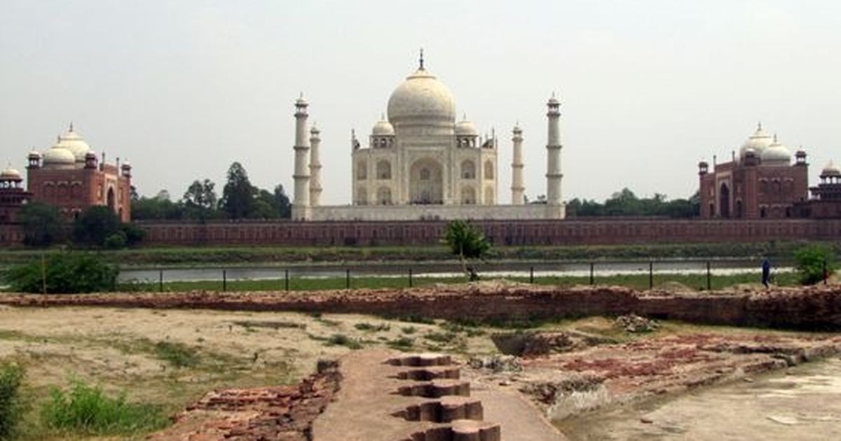 SC Orders Demolition Of Parking Lot Near Taj Mahal