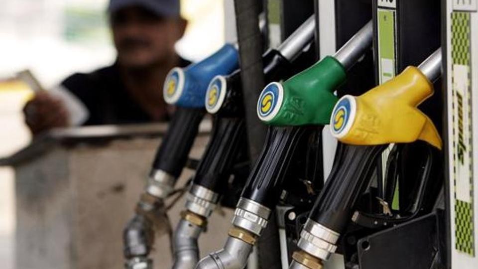 Around 54,000 Petrol Pumps Across India To Remain Shut On October 13