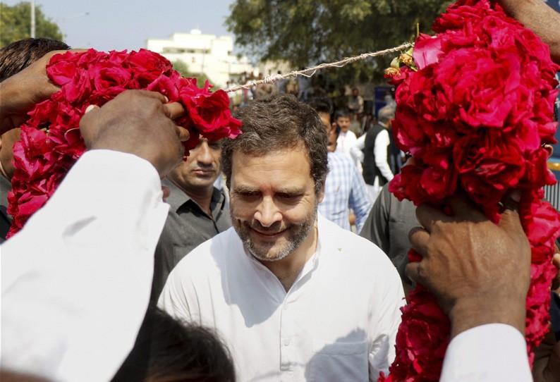 Cong’s Rajasthan, JK Units Request Rahul To Take Over As Party President
