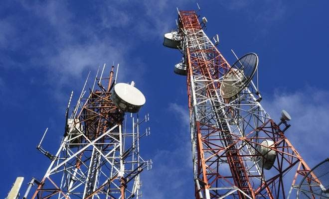 Telecom companies instructed to reduce data services to 2G in Kashmir