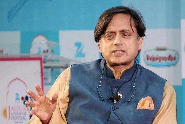 Tharoor Pleads HC To Stop Arnab From Misreporting On Wife Pundanda’s Death Tharoor Pleads HC To Stop Arnab From Misreporting On Wife Pundanda’s Death
