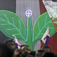 Election Commission Adjourns Hearing In AIADMK Two-Leaves Symbol Row For October 13