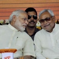 Prime Minister shares stage with Nitish Kumar