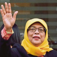 Singapore Prez to move out of public housing unit for security