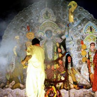 Deepavali, Kali Puja Celebrated In Bengal