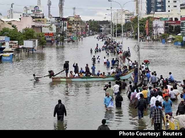 Heavy Rains Claim Three Lives In Nagapatnam, Rain Continue To Lash Coastal TN Dists