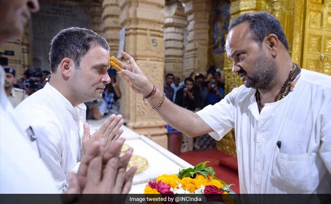 Gujarat Polls: Rahul Visits Somnath Temple; Attacks PM On Rafale Deal Gujarat Polls: Rahul Visits Somnath Temple; Attacks PM On Rafale Deal