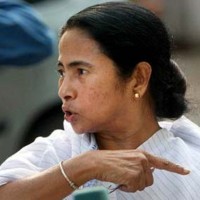 BJP under pressure in Gujarat, claims Mamata