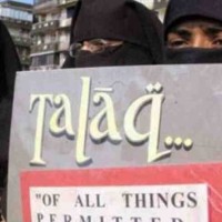 AMU Professor’s Wife Alleges Talaq On WhatsApp