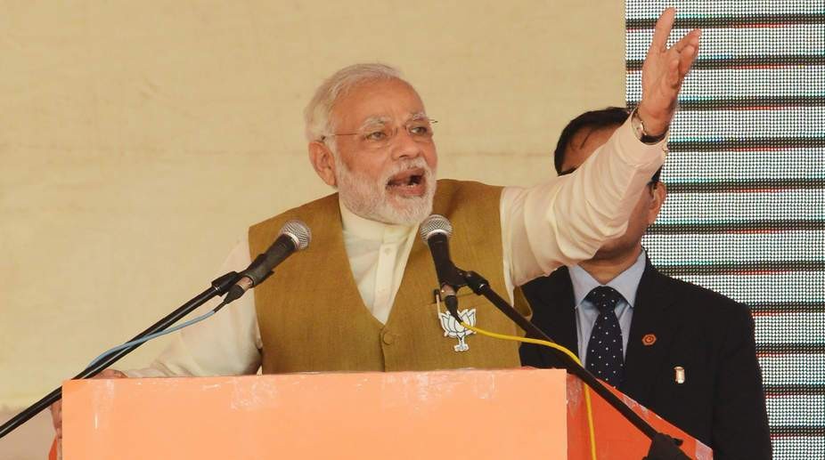 Gujarat Polls: Modi Asks Why Does Pak Army Ex-DG Want Ahmed Patel As Guj CM Gujarat Polls: Modi Asks Why Does Pak Army Ex-DG Want Ahmed Patel As Guj CM
