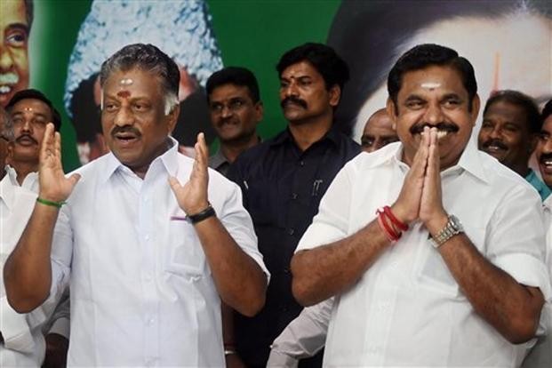 Pannerselvam, Palaniswami pay homage to MGR Pannerselvam, Palaniswami pay homage to MGR