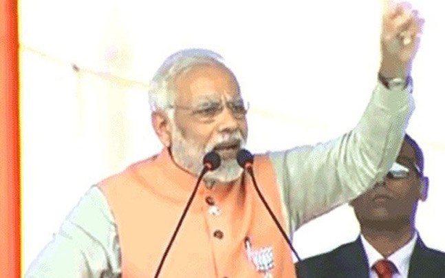 Gujrat Polls: Modi Hits Back At Aiyar For ‘Casteist’ Comment, Says It’s Insult To Guj