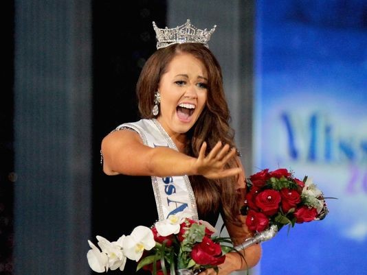 Miss America accuses pageant leaders of bullying her 