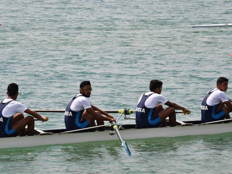  Indian men's team wins gold medal in quadruple sculls rowing.!! 
