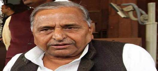Mulayam Singh Yadav Owes Over Rs 2 Crore to Son Akhilesh, Reveals His Poll Affidavit Mulayam Singh Yadav Owes Over Rs 2 Crore to Son Akhilesh, Reveals His Poll Affidavit