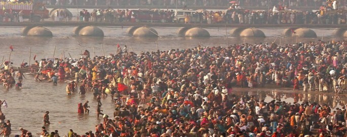 Kumbh Mela in Prayagraj begins with Shahi Snan: Govt installs 1.22 lakh toilets, 50 RO plants, over 40,000 streetlights Kumbh Mela in Prayagraj begins with Shahi Snan: Govt installs 1.22 lakh toilets, 50 RO plants, over 40,000 streetlights