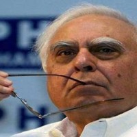 Sibal questions Amit Shah's silence for 3 days during Delhi riots