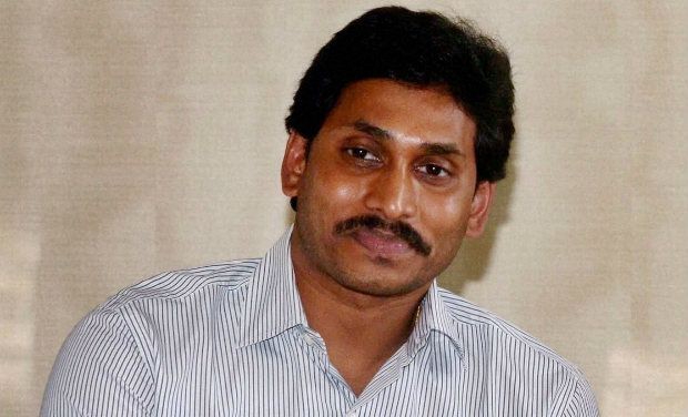 Where did your children study: Andhra Pradesh CM Jagan to Venkaiah Naidu, Chandrababu