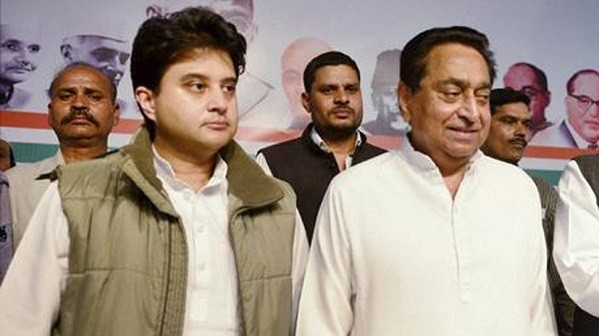 Social Media War Breaks Out Between Kamal Nath and Scindia Supporters Social Media War Breaks Out Between Kamal Nath and Scindia Supporters
