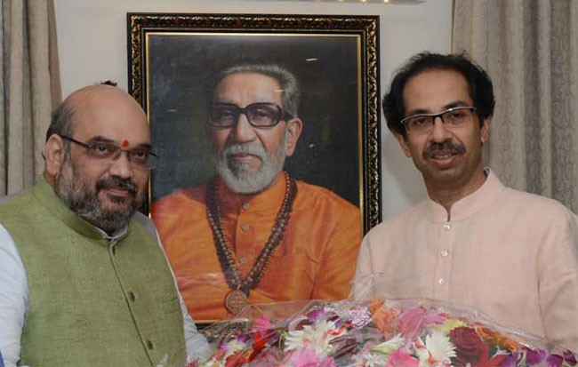 Shiv Sena mocks BJP hours before Amit Shah and Uddhav Thackeray meet in Mumbai Shiv Sena mocks BJP hours before Amit Shah and Uddhav Thackeray meet in Mumbai