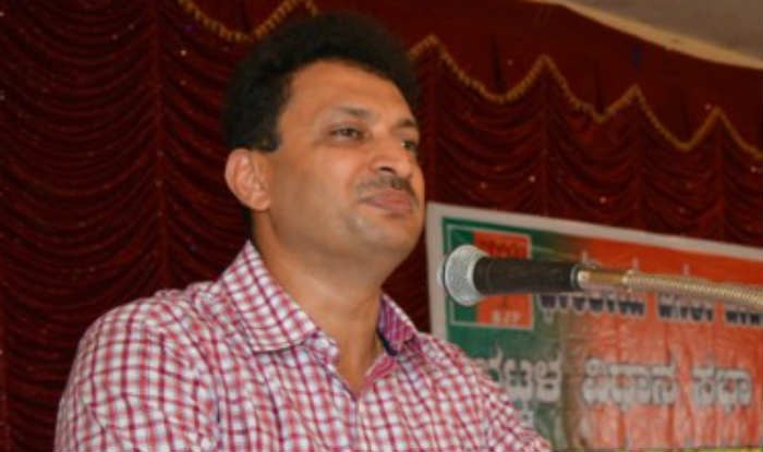 After Hindu Girls Remark, Ananth Kumar Hegde Drags Dinesh Gundurao’s Muslim Wife in Twitter War After Hindu Girls Remark, Ananth Kumar Hegde Drags Dinesh Gundurao’s Muslim Wife in Twitter War