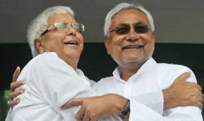 Nitish wishes Lalu on 71st birthday Nitish wishes Lalu on 71st birthday