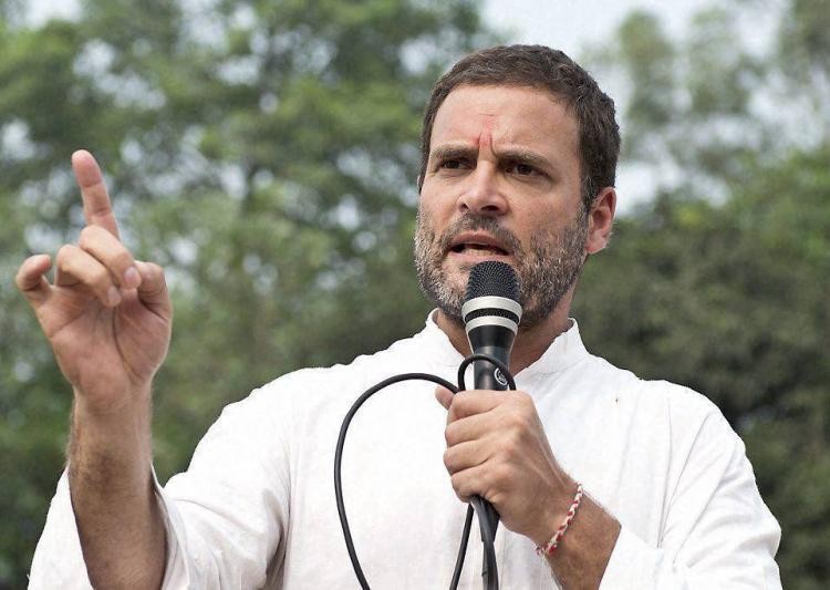 Rahul Gandhi, Kejriwal Mount Attack on PM Modi at Mega Farmers' Rally Rahul Gandhi, Kejriwal Mount Attack on PM Modi at Mega Farmers' Rally