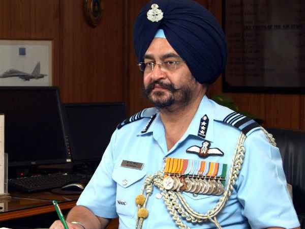Air Force Chief Backs Govt on Rafale Row, Says No Country Facing ‘Graver Threat’ Than India Air Force Chief Backs Govt on Rafale Row, Says No Country Facing ‘Graver Threat’ Than India