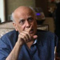 Screenshot of Mahesh Bhatt associate's FB post to Rhea goes viral