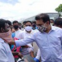 Telangana ministers visit flood-hit Warangal, Godavari water recedes