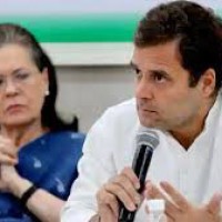 Cong asks why PM silent on China in I-Day speech