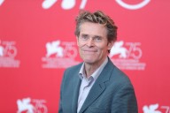 Willem Dafoe finds it hard to bond with Robert Pattinson