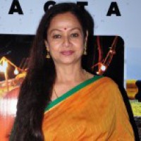 Zarina Wahab returns in short film 'Kashmiriyat'  